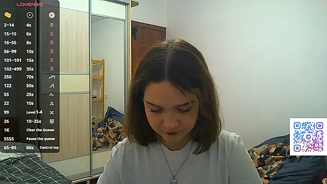 AlissaGerardo online show from 12.20.25