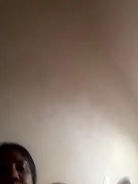 Snapshot of Eva_rouse2 chatting on 12.17.25 Eva rouse2 online show from 12.17.25