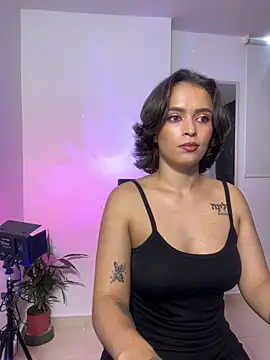 Snapshot of Zhara_110 chatting on 02.02.26 Zhara 110 online show from 02.02.26