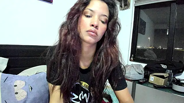 cat rose 25 online show from 11.21.25