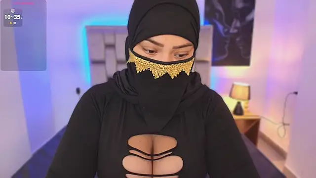 Snapshot of samiraa_haalem chatting on 01.10.26 samiraa haalem online show from 01.10.26