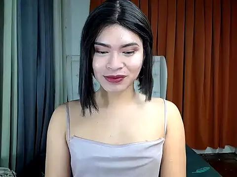 Snapshot of furry_puss chatting on 05.04.26 furry puss online show from 05.04.26