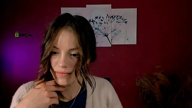 Snapshot of mia_starrr_ chatting on 12.02.25 mia starrr online show from 12.02.25