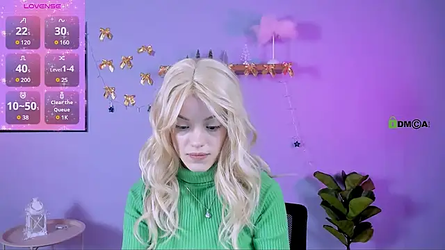 Snapshot of mia_starrr_ chatting on 01.14.26 mia starrr online show from 01.14.26