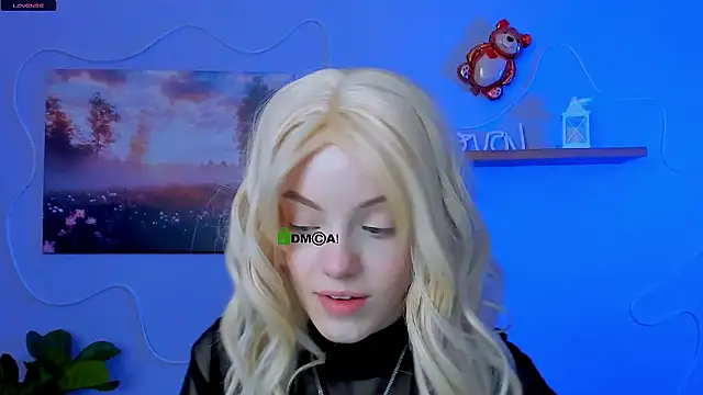 mia starrr  online show from 03.15.26