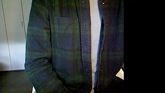 Snapshot of Taro070 chatting on 11.11.25 Taro070 online show from 11.11.25