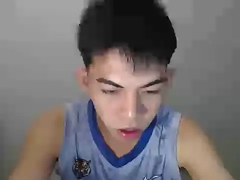 Urhotsilverboy online show from 06.26.26