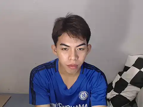 Urhotsilverboy online show from 07.20.26