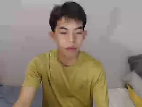 Urhotsilverboy online show from 07.22.26