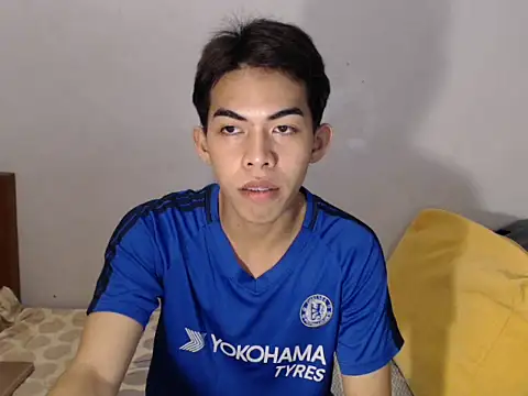Urhotsilverboy online show from 07.29.26