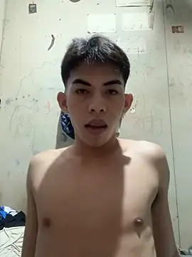 Urhotsilverboy online show from 08.06.26