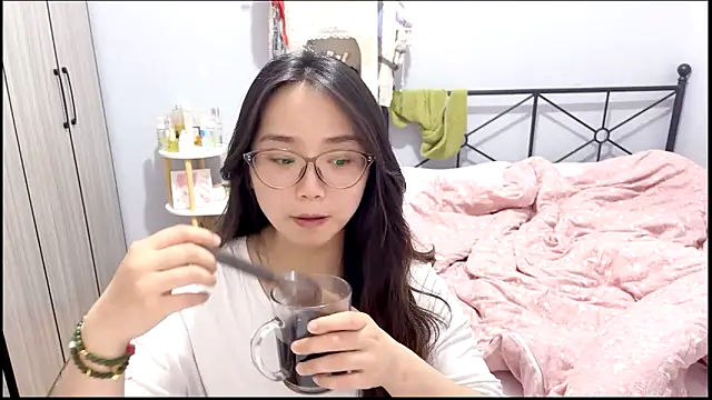 Hmm 0303 online show from 04.25.26
