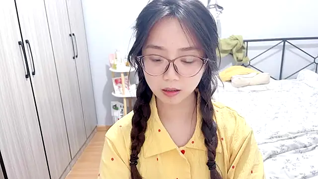 Hmm 0303 online show from 05.05.26