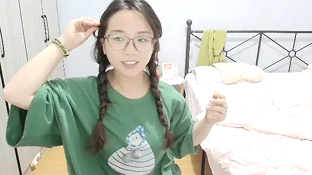 Hmm 0303 online show from 05.22.26