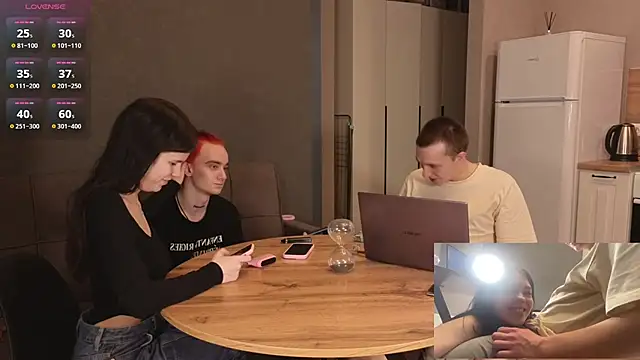 notaswingers online show from 11.08.25