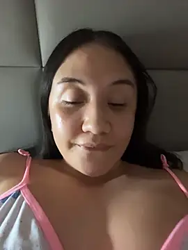 Snapshot of Melody_Spencer26 chatting on 12.04.25 Melody Spencer26 online show from 12.04.25