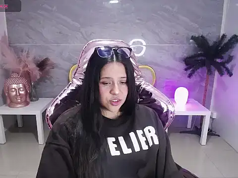 Snapshot of aria_ch2 chatting on 01.19.26 aria ch2 online show from 01.19.26