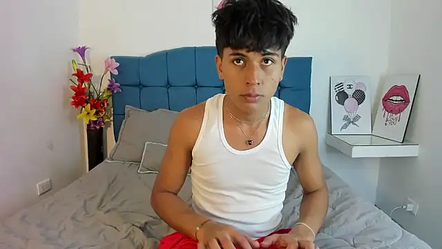 Snapshot of Valentino_Lane chatting on 01.10.26 Valentino Lane online show from 01.10.26