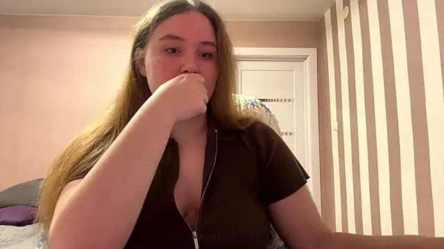 Snapshot of BabyBlissxx chatting on 04.27.26 BabyBlissxx online show from 04.27.26