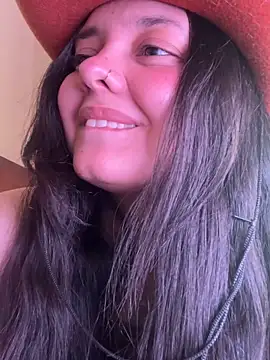 candicewest  online show from 04.29.26
