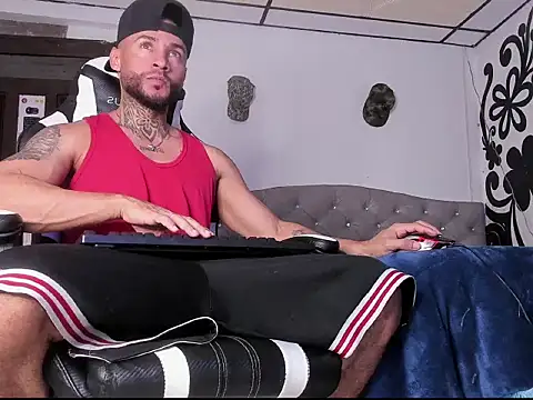 Snapshot of couple-hothot chatting on 01.09.26 couple-hothot online show from 01.09.26