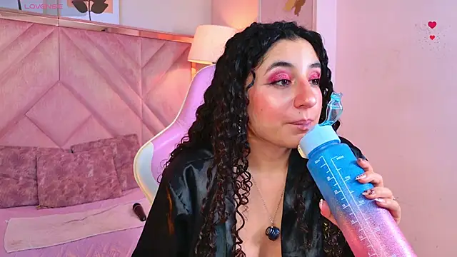 DemiJones  online show from 05.02.26