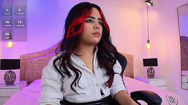 Chloejonson online show from 11.09.25