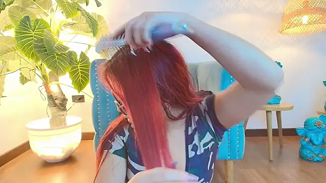 Chloejonson online show from 11.10.25