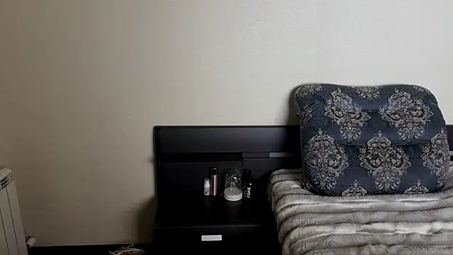 Snapshot of Fantasy_Moonlightt chatting on 11.20.25 Fantasy Moonlightt online show from 11.20.25