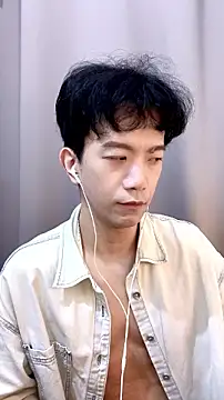 Snapshot of CouplingCry chatting on 06.17.26 CouplingCry online show from 06.17.26