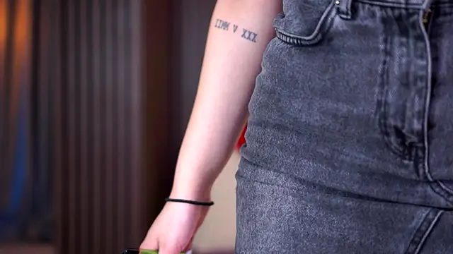 Snapshot of DaliaVeyron chatting on 11.27.25 DaliaVeyron online show from 11.27.25