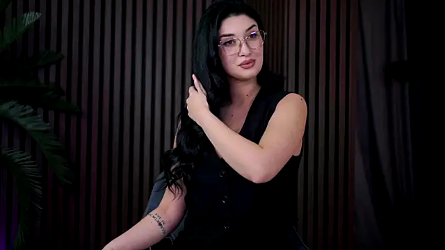 Snapshot of DaliaVeyron chatting on 01.08.26 DaliaVeyron online show from 01.08.26