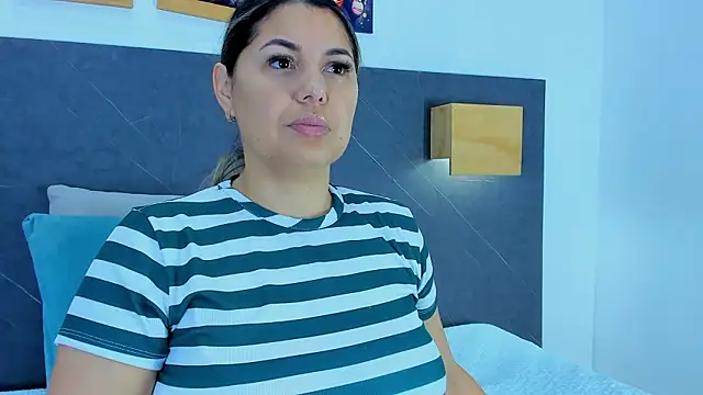 Andhrea Vale online show from 03.04.26