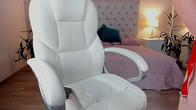 Snapshot of Scarlett_Bunny_ chatting on 01.15.26 Scarlett Bunny online show from 01.15.26