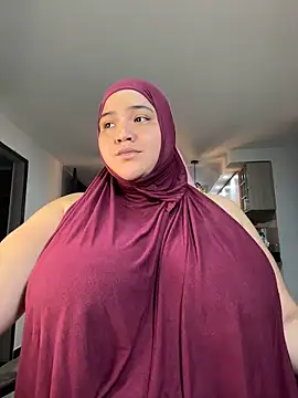 Snapshot of sweetmuslim01 chatting on 01.25.25 sweetmuslim01 online show from 01.25.25