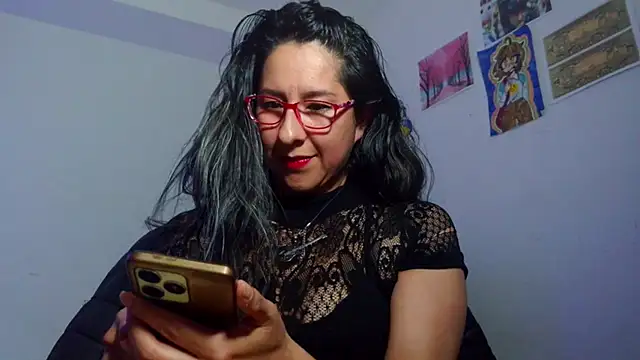 Snapshot of mali-fox99 chatting on 12.16.25 mali-fox99 online show from 12.16.25