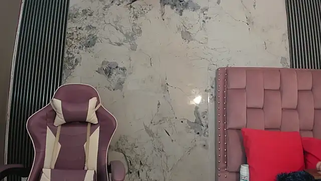 Snapshot of elena_wolff chatting on 01.07.26 elena wolff online show from 01.07.26