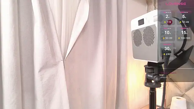 Snapshot of crystal_gilton chatting on 06.15.26 crystal gilton online show from 06.15.26