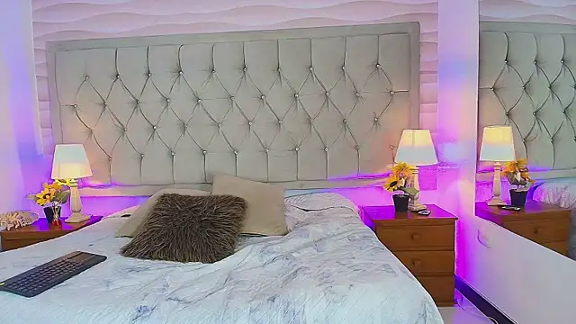 Snapshot of Liathompson_FG chatting on 12.19.25 Liathompson FG online show from 12.19.25