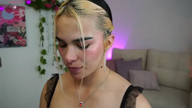 Nahoo   online show from 06.13.26