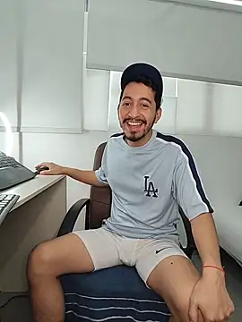 Snapshot of JoshuanDrocher chatting on 01.17.26 JoshuanDrocher online show from 01.17.26