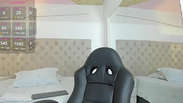 ZarinaWynne online show from 12.01.25