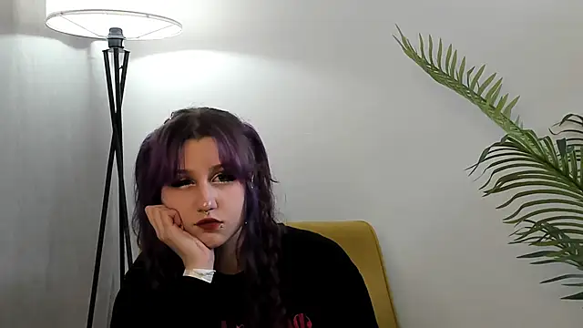 KishaRowsey online show from 11.08.25