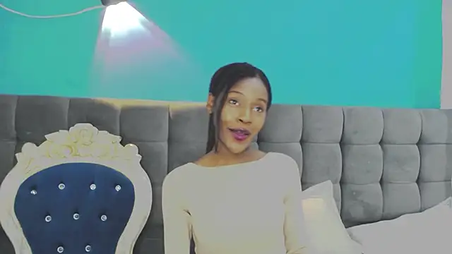 Snapshot of Aliis_Love chatting on 11.23.25 Aliis Love online show from 11.23.25