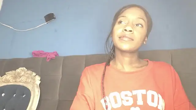 Snapshot of Aliis_Love chatting on 11.29.25 Aliis Love online show from 11.29.25