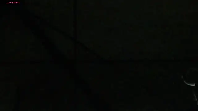 Snapshot of Aliis_Love chatting on 12.22.25 Aliis Love online show from 12.22.25