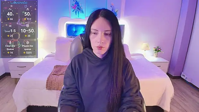Snapshot of Neo_sarah_ chatting on 06.18.26 Neo sarah online show from 06.18.26