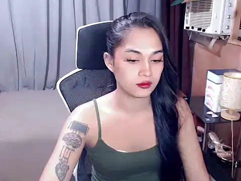 AvianaGoddess online show from 11.20.25