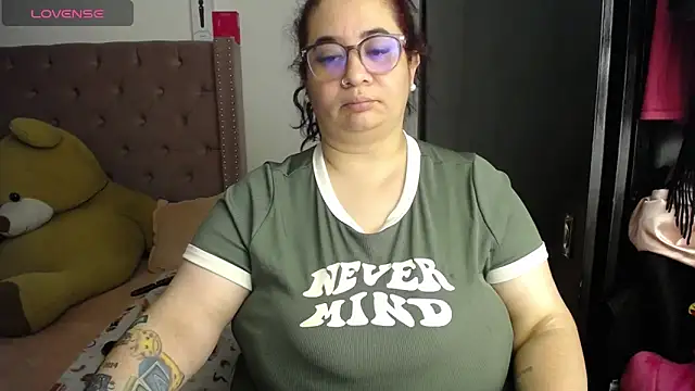 kattybbwbigboobs  online show from 06.10.26