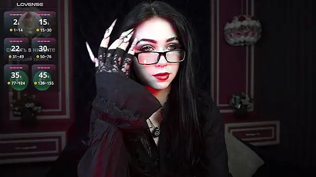Snapshot of FetishForCassie chatting on 04.25.26 FetishForCassie online show from 04.25.26